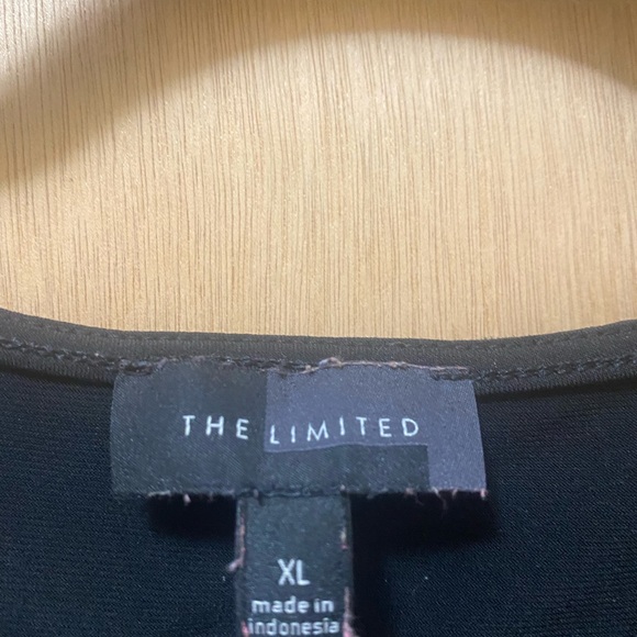 3/4 sleeve tunic perfect with leggings ! - Picture 5 of 5